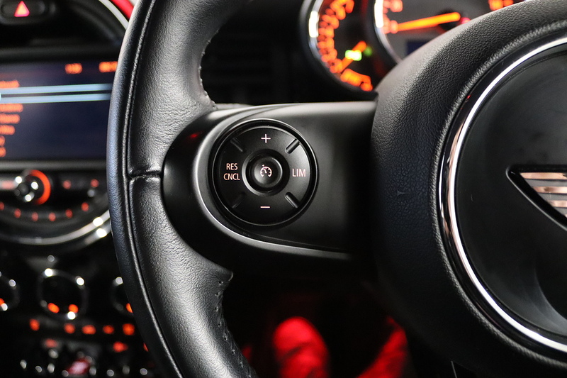 MINI Hatch Cooper S - U2542