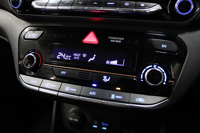 Hyundai IONIQ Premium SE - U2547