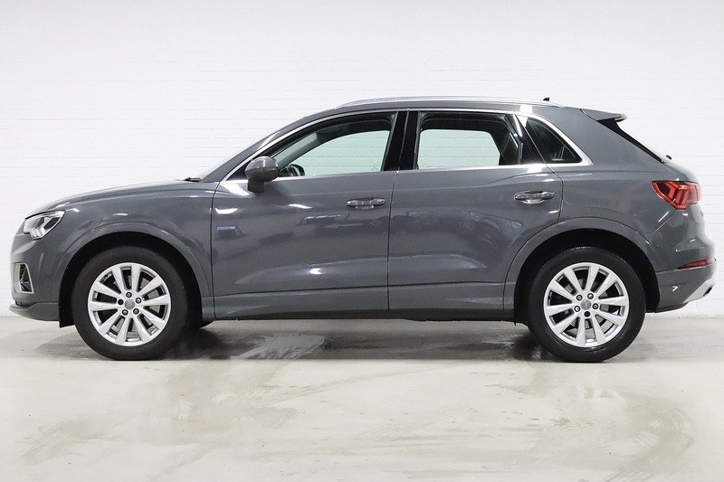 Audi Q3 TDI Sport - U2551