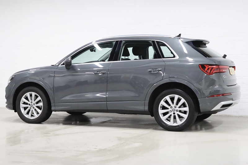 Audi Q3 TDI Sport - U2551