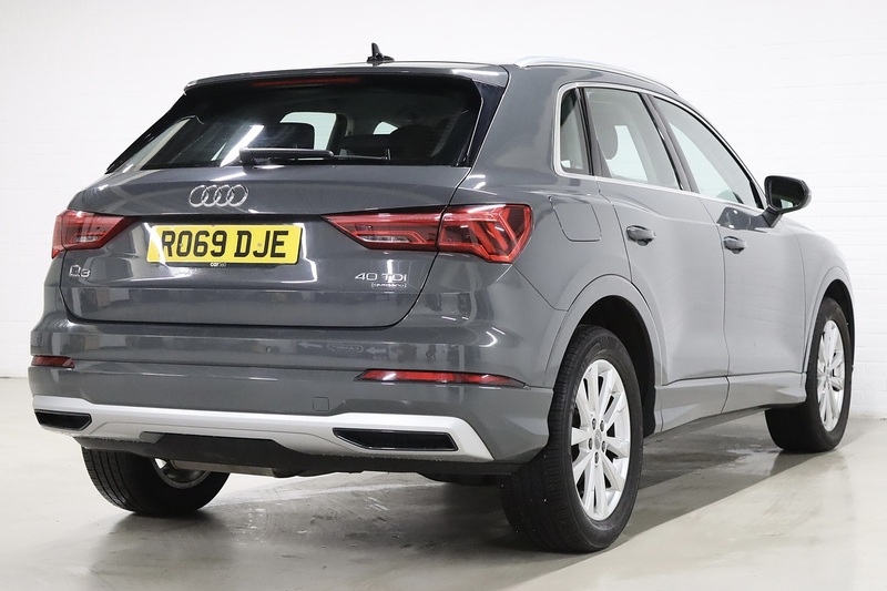 Audi Q3 TDI Sport - U2551