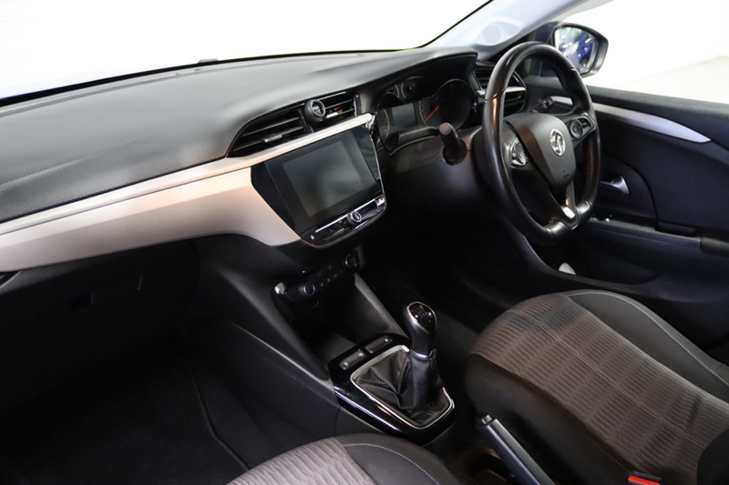 Vauxhall Corsa SE - U2552