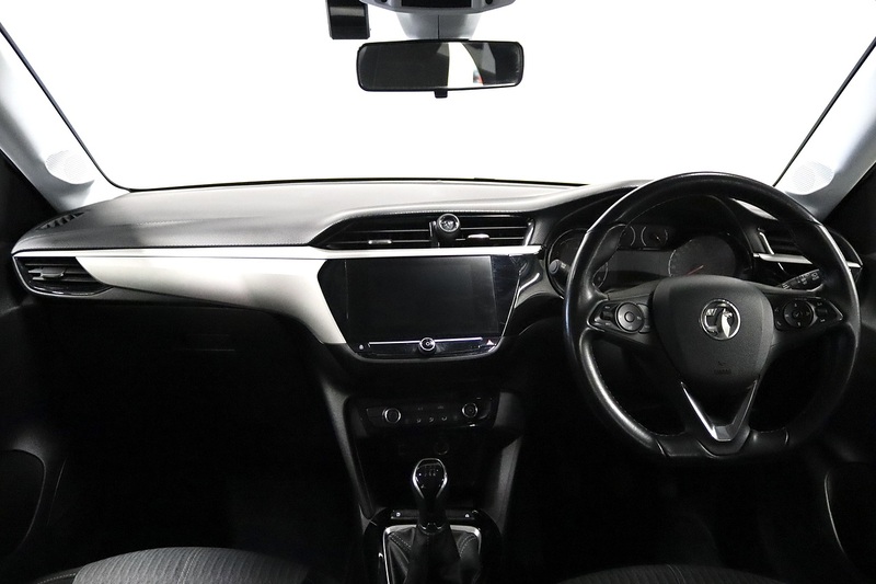 Vauxhall Corsa SE - U2552