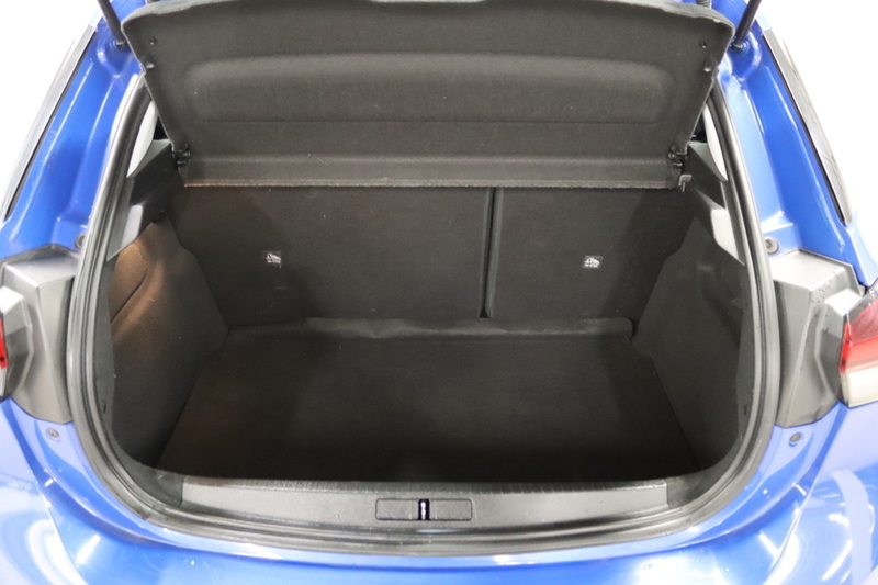 Vauxhall Corsa SE - U2552