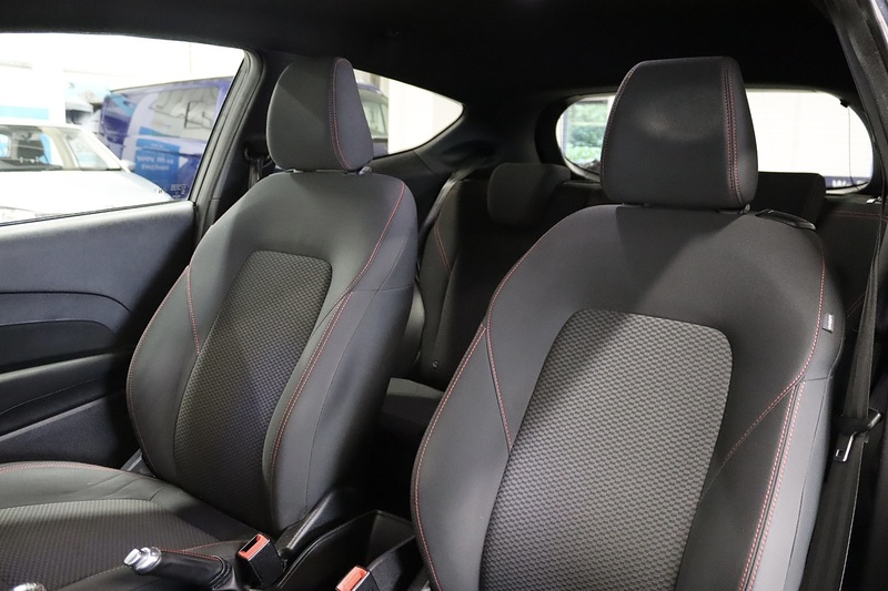 Ford Fiesta T EcoBoost ST-Line - U2553