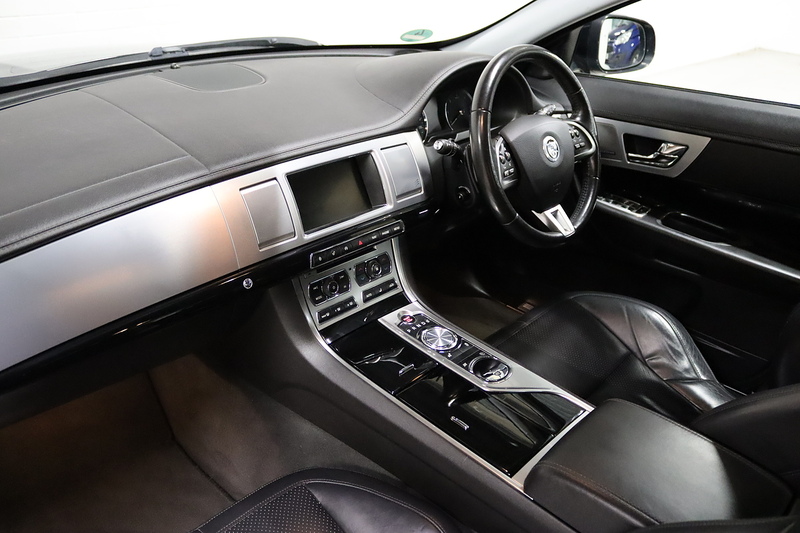 Jaguar XF d S V6 Premium Luxury - U2557
