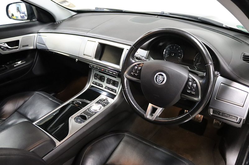 Jaguar XF d S V6 Premium Luxury - U2557