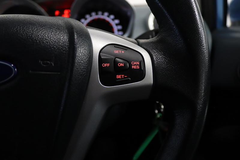 Ford Fiesta Titanium - U2559