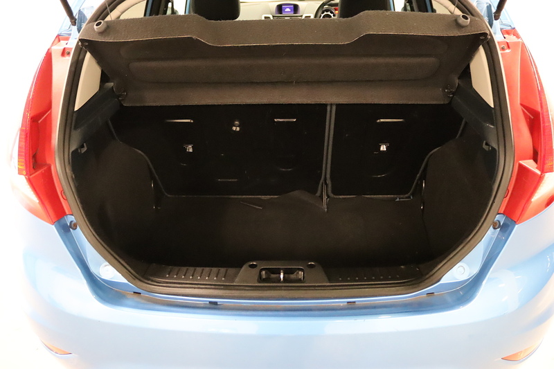 Ford Fiesta Titanium - U2559