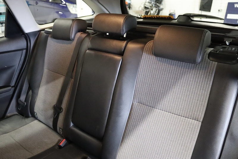 Toyota Auris VVT-i Excel - U2580