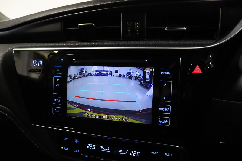 Toyota Auris VVT-i Excel - U2580