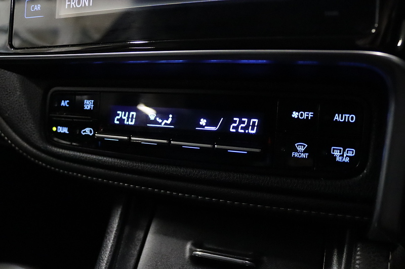 Toyota Auris VVT-i Excel - U2580