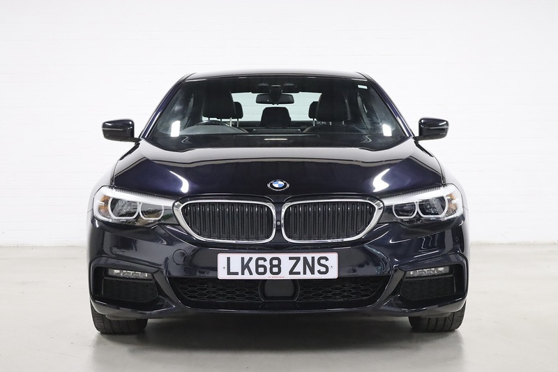 BMW 5 Series 530e M Sport - U2587