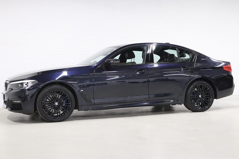BMW 5 Series 530e M Sport - U2587