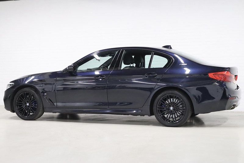 BMW 5 Series 530e M Sport - U2587
