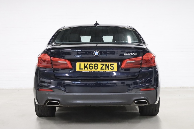 BMW 5 Series 530e M Sport - U2587