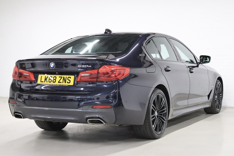 BMW 5 Series 530e M Sport - U2587