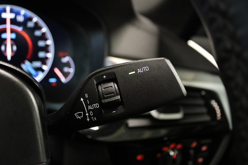 BMW 5 Series 530e M Sport - U2587