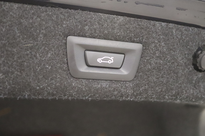 BMW 5 Series 530e M Sport - U2587