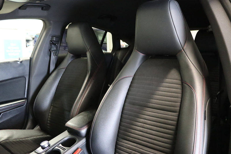 Mercedes-Benz CLA CLA220d AMG Line Night Edition - U2603