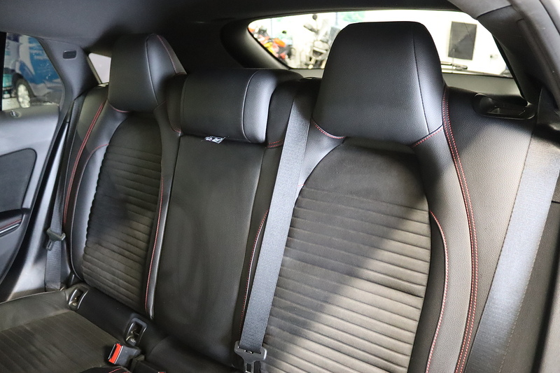 Mercedes-Benz CLA CLA220d AMG Line Night Edition - U2603