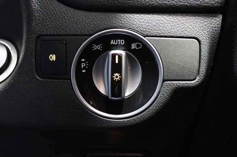 Mercedes-Benz CLA CLA220d AMG Line Night Edition - U2603