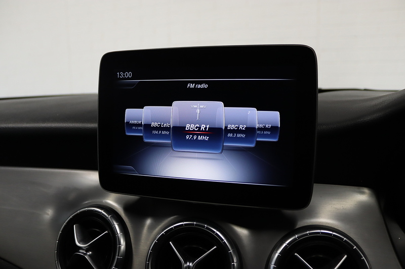 Mercedes-Benz CLA CLA220d AMG Line Night Edition - U2603