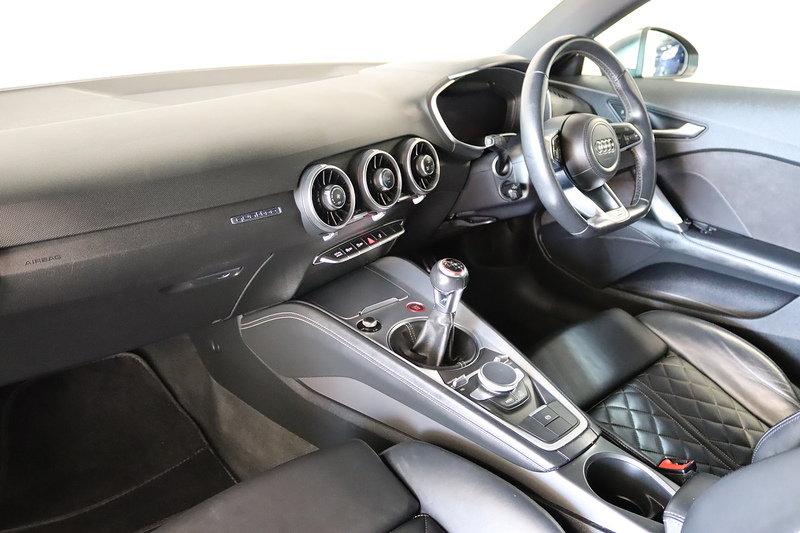 Audi TTS TFSI - U2611