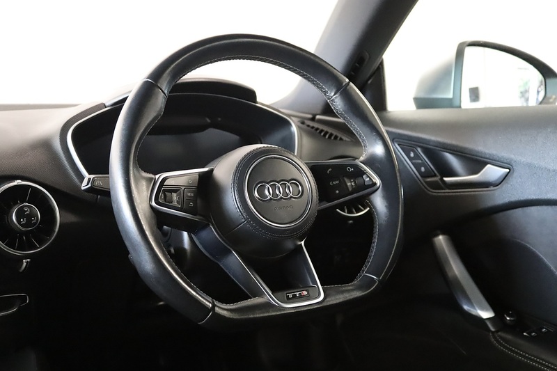 Audi TTS TFSI - U2611