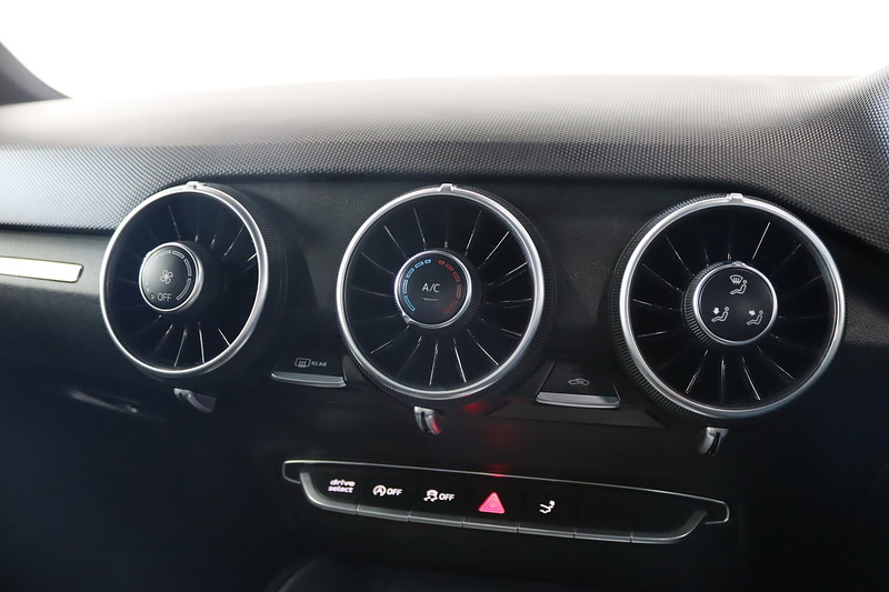 Audi TTS TFSI - U2611