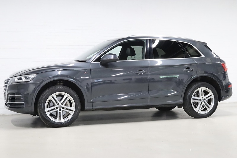 Audi Q5 TFSI S line - U2614