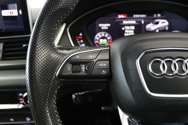 Audi Q5 TFSI S line - U2614
