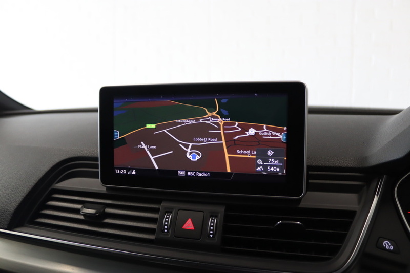 Audi Q5 TFSI S line - U2614