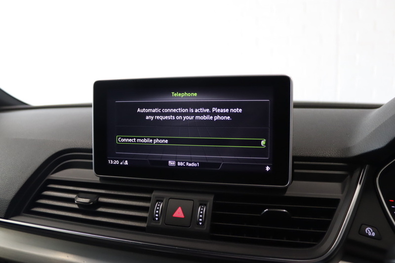 Audi Q5 TFSI S line - U2614