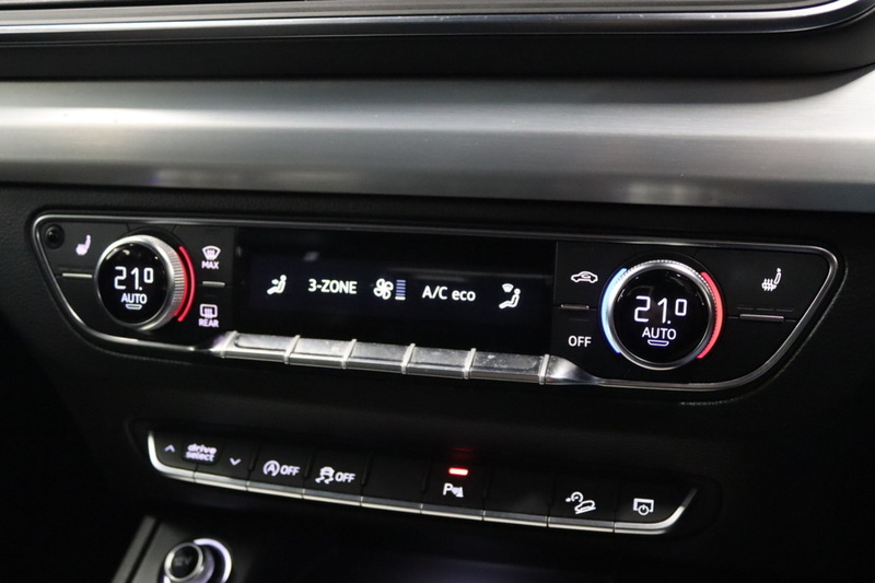 Audi Q5 TFSI S line - U2614