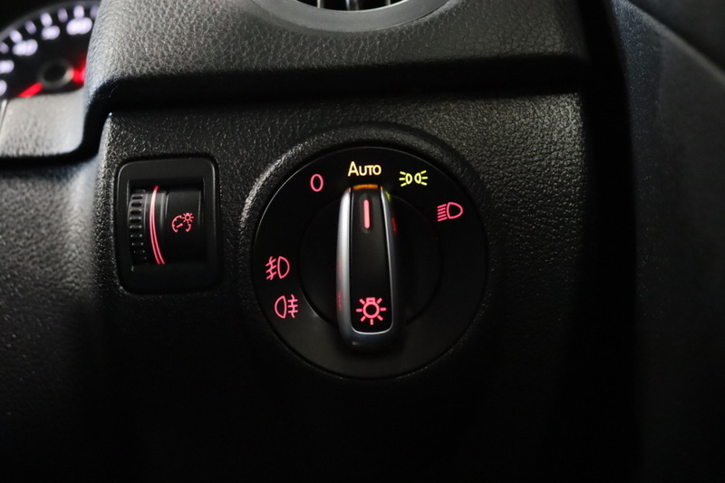 Volkswagen Tiguan TDI BlueMotion Tech R-Line - U2617