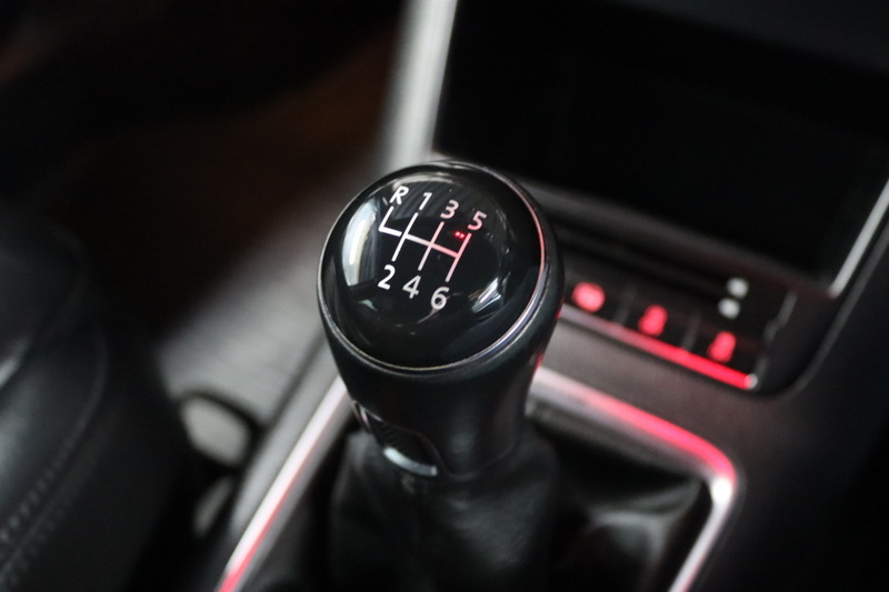 Volkswagen Tiguan TDI BlueMotion Tech R-Line - U2617