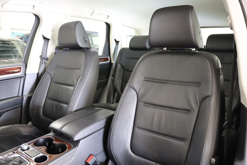 Volkswagen Touareg TDI V6 BlueMotion Tech SE - U2625