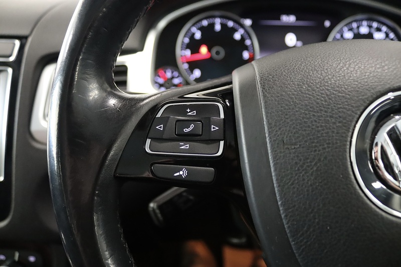 Volkswagen Touareg TDI V6 BlueMotion Tech SE - U2625