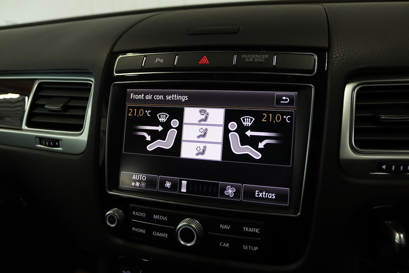 Volkswagen Touareg TDI V6 BlueMotion Tech SE - U2625