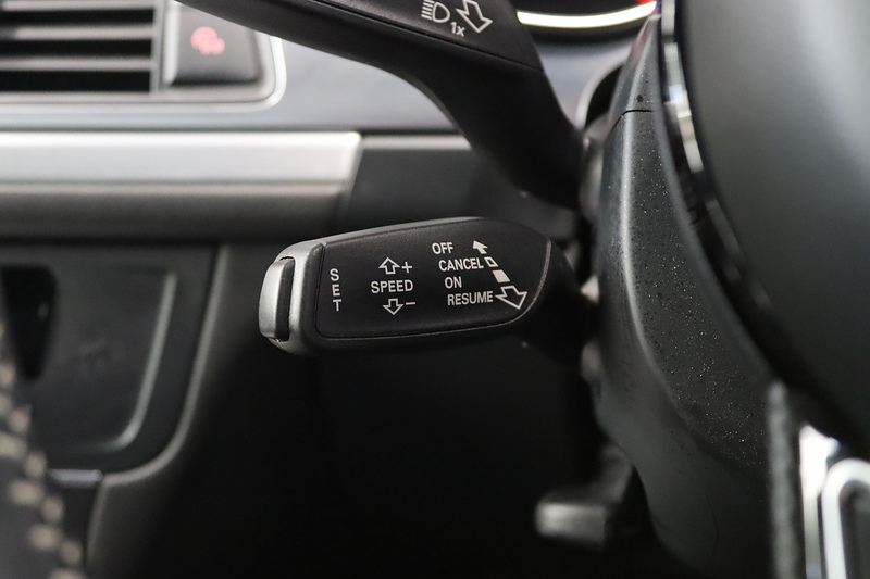 Audi A6 Avant TFSI S line - U2626