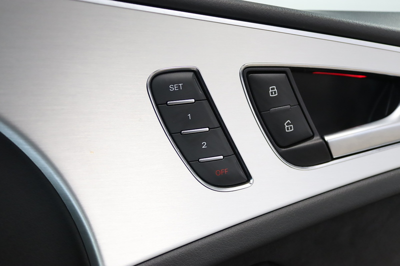 Audi A6 Avant TFSI S line - U2626