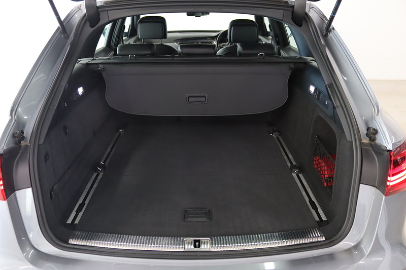 Audi A6 Avant TFSI S line - U2626