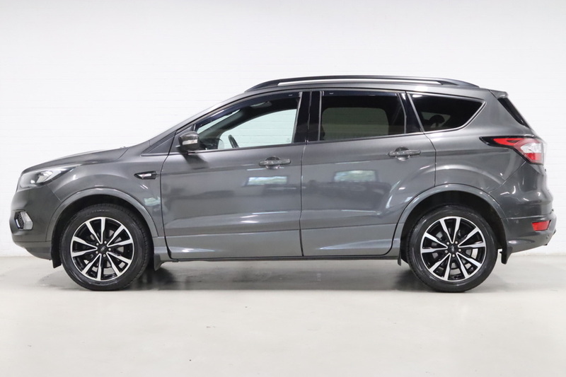 Ford Kuga T EcoBoost ST-Line - U2630