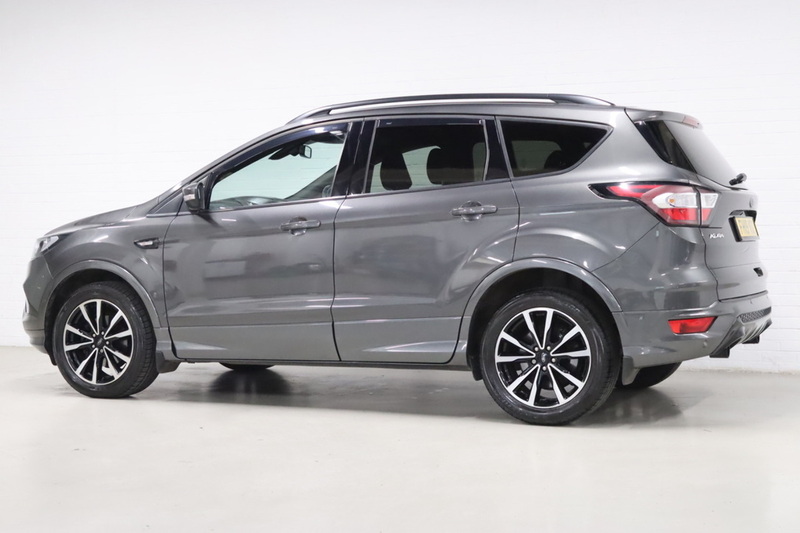 Ford Kuga T EcoBoost ST-Line - U2630