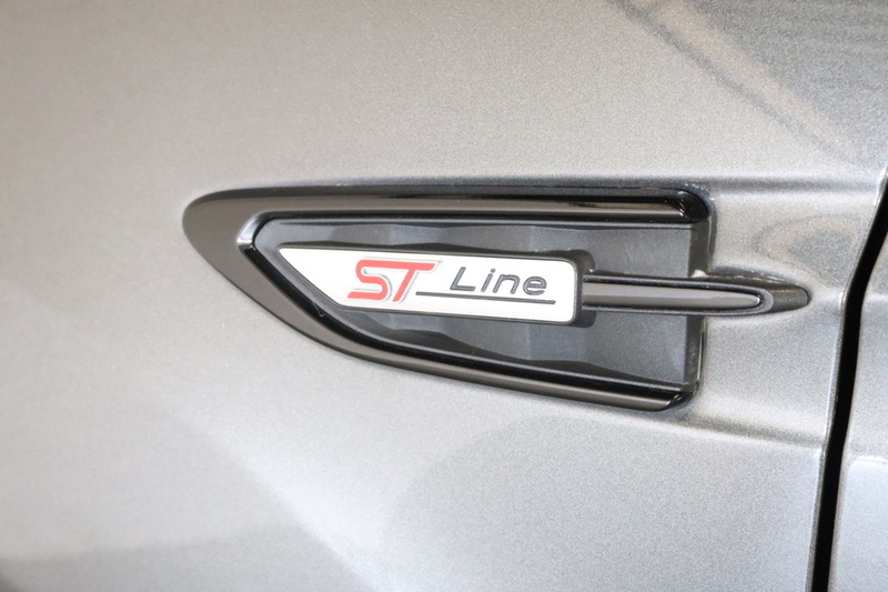 Ford Kuga T EcoBoost ST-Line - U2630