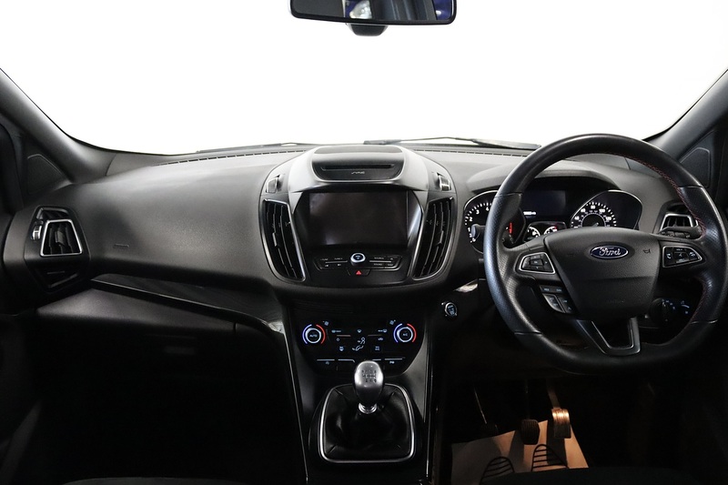 Ford Kuga T EcoBoost ST-Line - U2630