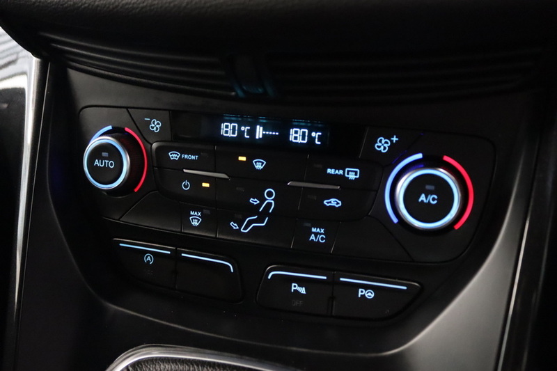 Ford Kuga T EcoBoost ST-Line - U2630