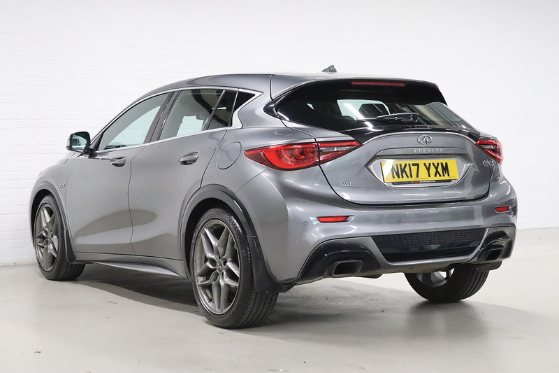 Infiniti Q30 d Sport - U2631