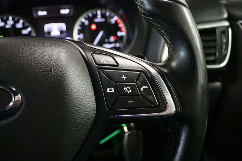 Infiniti Q30 d Sport - U2631